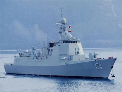 Lính Trung Quốc sống ra sao trên khu trục hạm Type 052D?