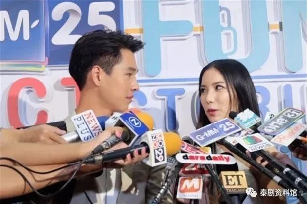 6 cặp đôi mới siêu hot của showbiz Thái: Người được tung hô, kẻ bị ném đá vì cướp chồng, yêu tình cũ của đàn chị - Ảnh 14.