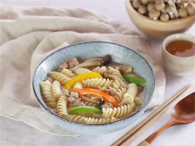 Cách làm món nui thịt bằm tốt cho sức khỏe