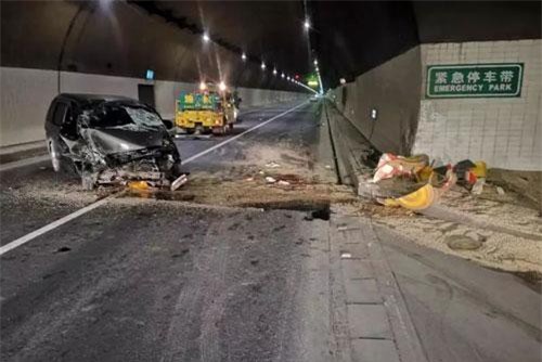 Cặp đôi gặp tai nạn thảm khốc, chàng trai làm điều không ngờ