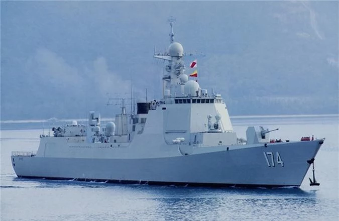 Lính Trung Quốc sống ra sao trên khu trục hạm Type 052D? - Hình 2 Linh Trung Quoc song ra sao tren khu truc ham Type 052D?-Hinh-2