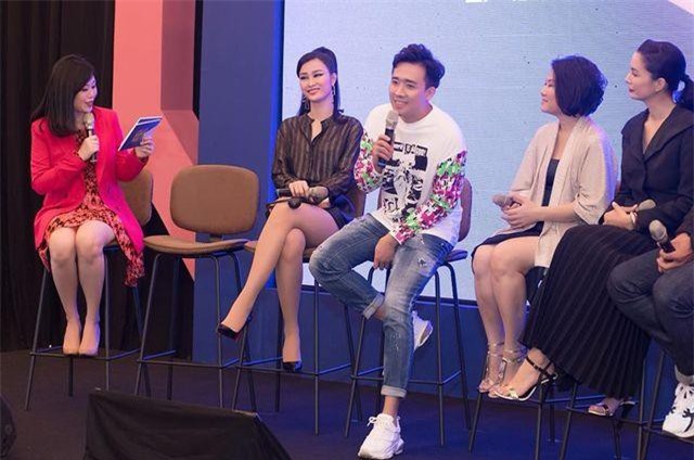 Trấn Thành than thở Hari Won chỉ cho 2 triệu mang đi công tác nước ngoài