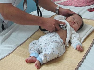 Lý do trẻ sơ sinh cần tầm soát tim bẩm sinh