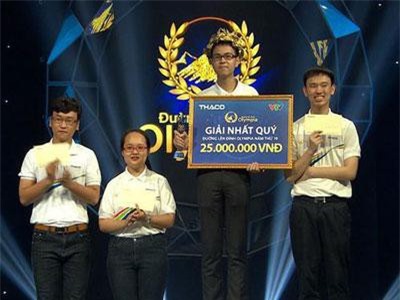 Nam sinh đầu tiên vào Chung kết năm Olympia 2019 được đề cử 'Thanh thiếu niên tiêu biểu tỉnh Nghệ An'