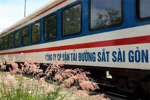 Đường sắt Việt Nam tăng hàng trăm chuyến tàu phục vụ dịp nghỉ lễ Giỗ Tổ và 30/4 - 1/5