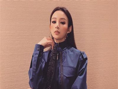 Bị chê vòng 1 chảy xệ, Huyền Baby đáp trả cực thông minh khiến team bỉm sữa vỗ tay rào rào