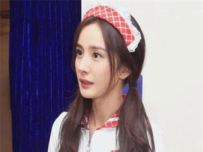 Vượt mọi bão giông từ tin đồn mang thai với Hoắc Kiến Hoa, Dương Mịch trở lại rạng rỡ, trẻ trung thế này