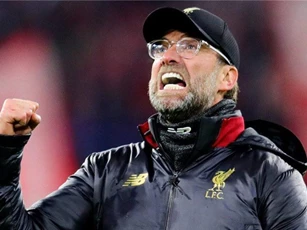 Vì sao Sir Alex ăn tối với HLV Klopp?