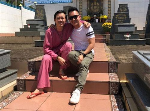 Bất ngờ với cách xưng hô của con trai ruột Hoài Linh với cha