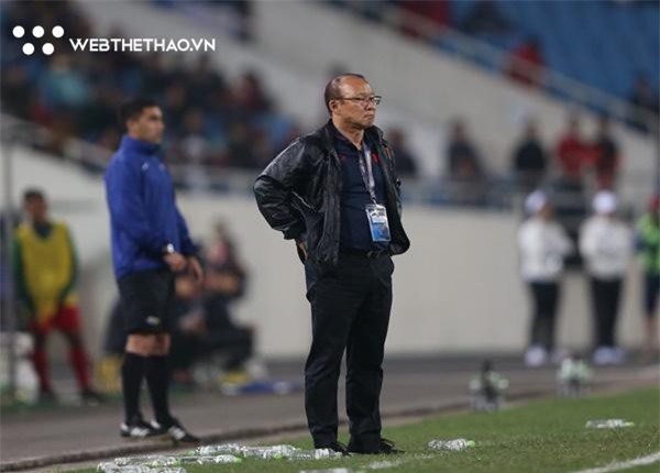 Những lần “vượt cạn” thành công của HLV Park Hang Seo với bóng đá Việt Nam