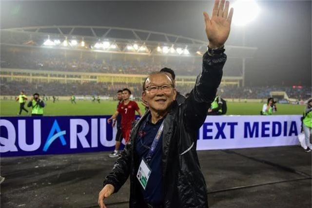 Những cảm xúc đặc biệt của HLV Park Hang Seo trong trận thắng đậm U23 Thái Lan - 14