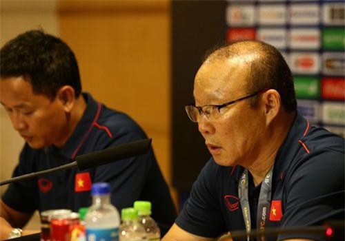 Có HLV Park Hang Seo là có… vàng!