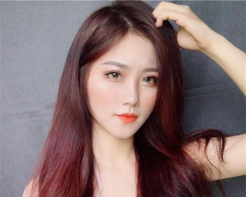 Đã tìm thấy danh tính của nữ CĐV xinh đẹp chiếm spotlight trận U23 Việt Nam "hạ gục" Thái Lan