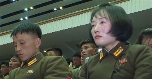 S&#x129; quan Tri&#x1EC1;u Ti&#xEA;n v&#x1EEB;a kh&#xF3;c v&#x1EEB;a ghi ch&#xE9;p trong cu&#x1ED9;c h&#x1ECD;p &#x201C;l&#x1ECB;ch s&#x1EED;&#x201D; v&#x1EDB;i &#xF4;ng Kim Jong-un