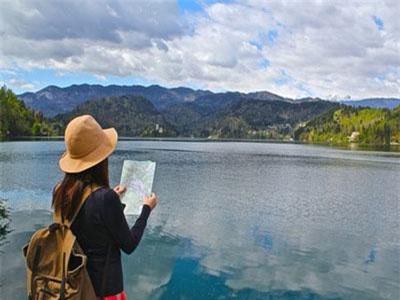 CLIP: Mẹo giúp bạn nữ muốn đi du lịch một mình được an toàn nhất