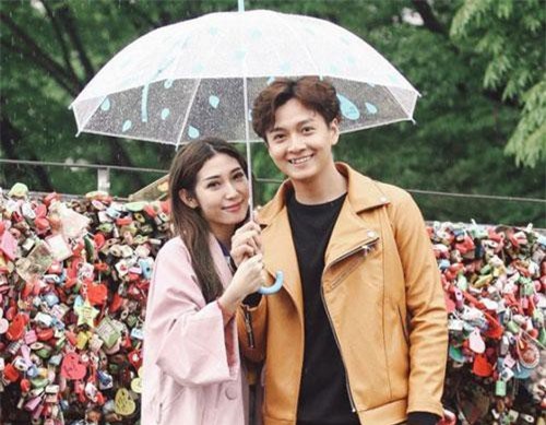 Khổng Tú Quỳnh ngầm công khai chuyện chia tay Ngô Kiến Huy trên sóng truyền hình