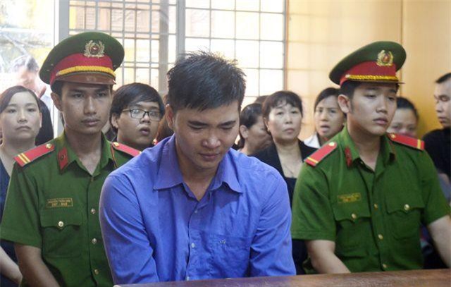 CLIP: Thầy giáo sát hại đồng nghiệp thoát án tử hình