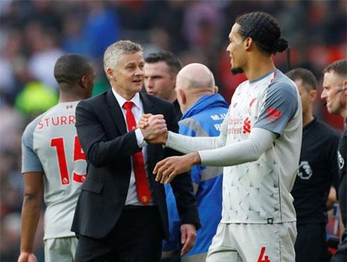 HLV Solskjaer báo tin vui cho sao Liverpool