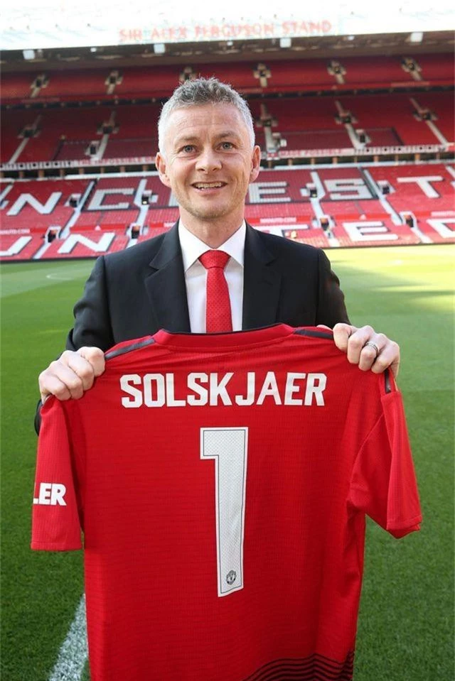 Solskjaer muốn cùng Man Utd vô địch Premier League - 10