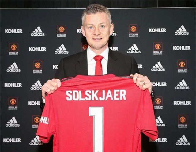 Solskjaer muốn cùng Man Utd vô địch Premier League - 14
