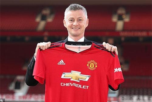 Hàng loạt hảo thủ xếp hàng chờ gia nhập M.U