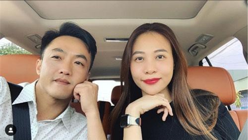Đàm Thu Trang khoe ảnh cùng Cường Đô La theo phong cách quen thuộc nhưng ai cũng phải thốt lên điều này
