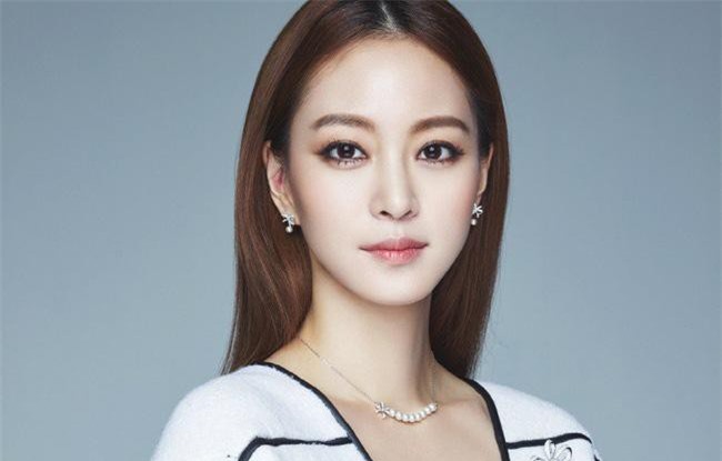 Phim 19+ bất ngờ lên sóng truyền hình Hàn Quốc giữa tâm bão Seungri phát tán ảnh sex