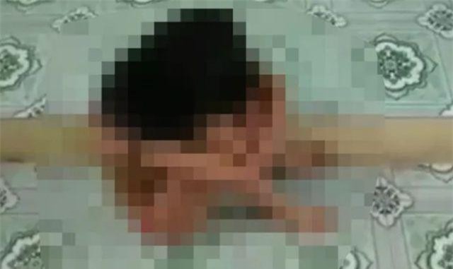 Hưng Yên: Nữ sinh lớp 9 bị bạn lột quần áo, đánh đập dã man