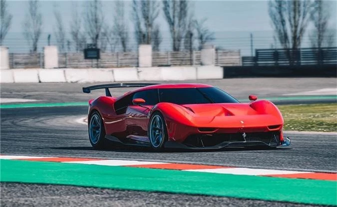 Ra mắt tuyệt phẩm Ferrari P80/C: Cực đỉnh làm siêu xe chiều khách VIP ảnh 13