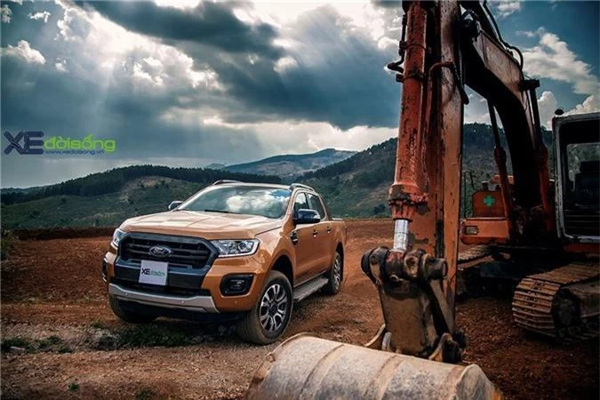 Đánh giá Ford Ranger 2019: Cải tiến mạnh mẽ động lực, giữ chắc “ngôi Vương“ ảnh 1