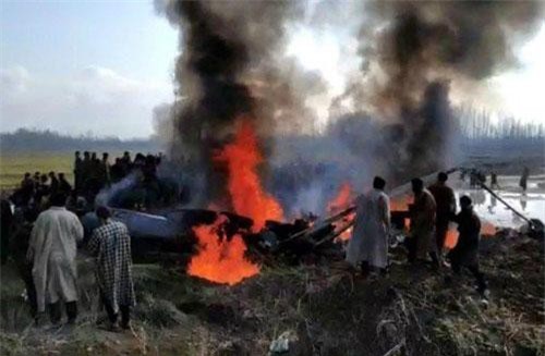 Tên lửa Ấn Độ bắn nhầm trực thăng "quân mình"