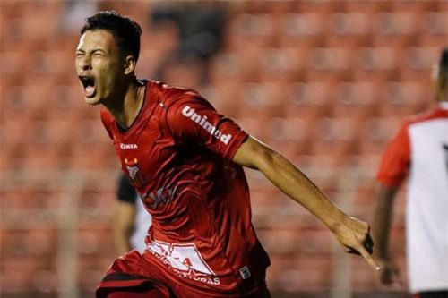 Vượt 25 đội bóng, Arsenal tiến gần sao trẻ Brazil