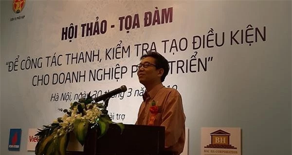 Ông Đinh Văn Minh phát biểu tại hội thảo.