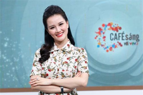 MC Huyền Châu: “VTV3 là gia đình thứ hai của tôi”