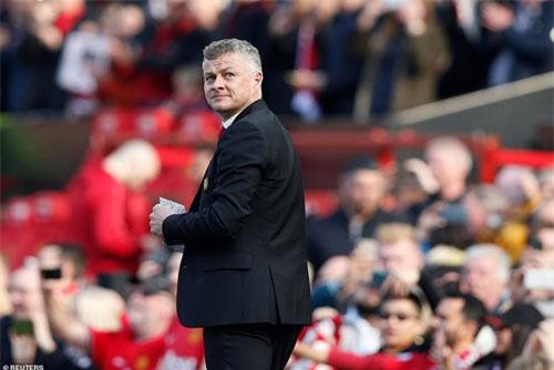 M.U 2-1 Watford: Không như mong đợi