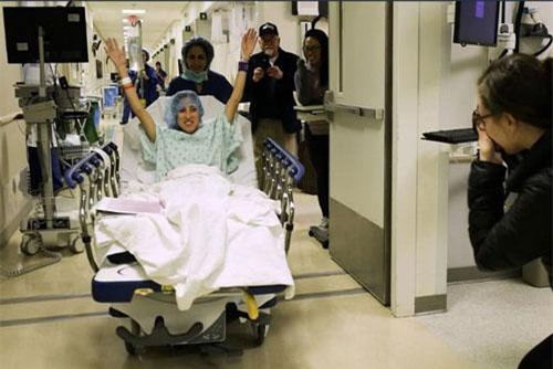 Lần đầu tiên trên thế giới ghép thận từ người hiến sống nhiễm HIV