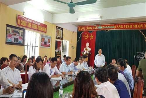 Cách chức toàn bộ Ban giám hiệu vụ nữ sinh Hưng Yên bị đánh hội đồng