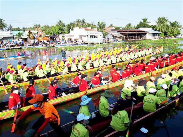 CLIP: Sôi nổi đua ghe Ngo đón Tết cổ truyền Chôl-Chnăm-Thmây
