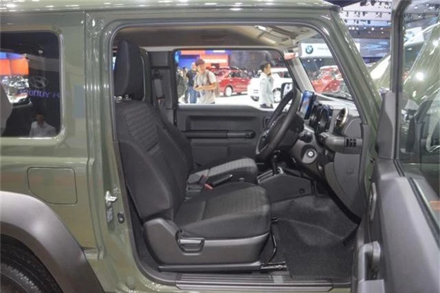 Suzuki Jimny ra mắt tại Thái Lan, giá cao ngất ngưởng - 14