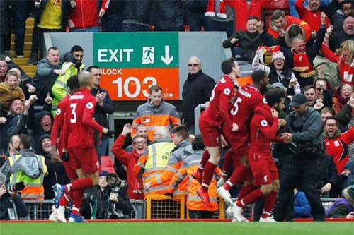  Liverpool 2-1 Tottenham: Ăn nhau phút cuối