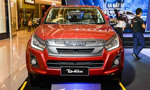 Isuzu D-Max giảm giá 70 triệu đồng tại Việt Nam