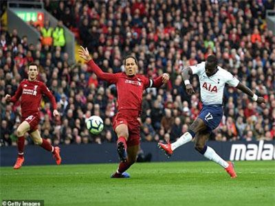 ‘Van Dijk cho thấy tại sao anh có giá 75 triệu bảng’