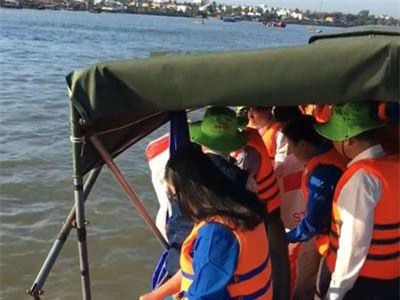 Cần Thơ thả hơn 8 tấn cá tái tạo nguồn lợi thủy sản