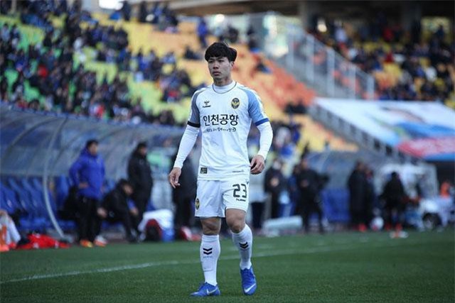 Clip: HLV Incheon United lên tiếng khen ngợi Công Phượng