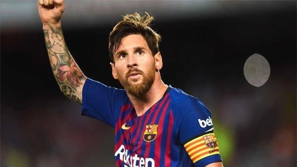 1.Lionel Messi. tổng thu nhập: 130 triệu euro. 