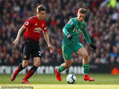 MU đứng trước nguy cơ lớn mất Ander Herrera theo dạng tự do