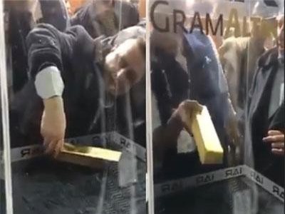 CLIP: Độc đáo thử thách lấy thỏi vàng ở Dubai