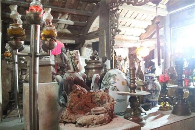 Cám cảnh ngôi chùa 300 tuổi dột nát, tượng nứt vỡ ở Hà Nội - 4