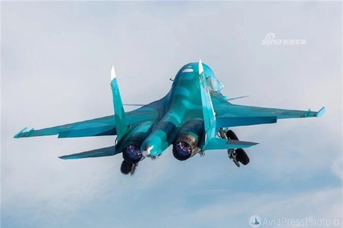 Sukhoi Su-34 mang bom gi trong ngay huan luyen dau nam?-Hinh-8