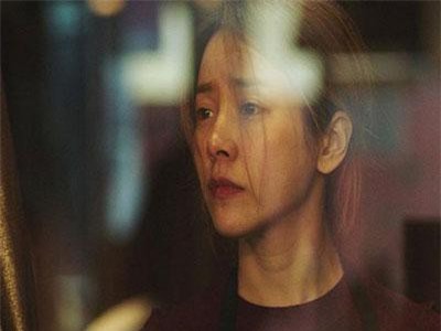 Tưởng đó là ngày hạnh phúc nhất đời con gái, thế mà đêm tân hôn tôi lại nằm ôm gối nghẹn ngào khóc trong uất hận